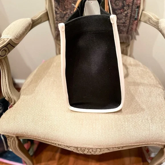 NWT Vince Camuto  Saly Blk Canvas, cream leather trim sides/bottom & ID beauty. - Picture 11 of 15